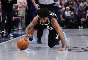 不顺！掘金时隔114天终于排出正统首发 但仅打5分钟穆雷受伤