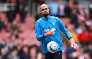 邮报记者：罗伯特·桑切斯被弃用后信心一落千丈，他需要鼓励帮助