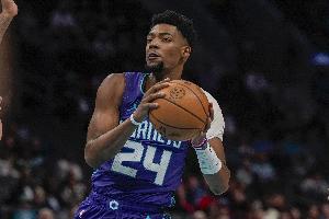 犯规麻烦！米勒12中4仅拿11分9板3助1帽 5次犯规&正负值-16