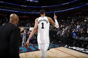 遇强则强！马刺对阵60%以上胜率球队战绩16-8 四胜雷霆&三胜火湖