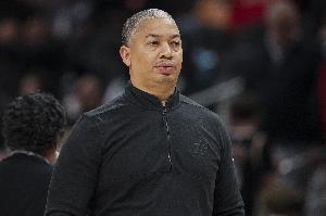 大师真给你装到了！35胜目标设定后卢率队取26胜 提前达成50%战绩