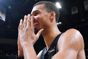 马刺CEO：文班目前最大成就或是率法国对抗梦之队 当时他才20岁