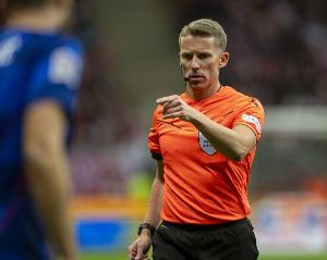 同规不同罚！TA详解英超与欧冠判罚尺度为何差别如此之大