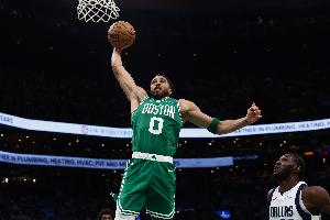 追梦：塔图姆复出对NBA和篮球这项运动都太棒了 对他只有喜欢尊重