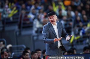 杜锋:领先18分大家觉得结束了 几个队员正负值-20 不是我们需要的