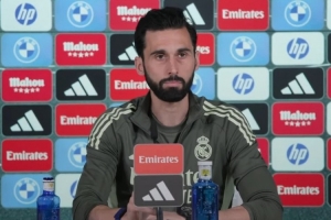 阿韦洛亚：相信姆巴佩会出征曼城 我不会被外界赞誉冲昏头脑