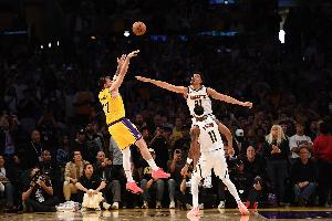 从20战4胜到5战4胜！东契奇加盟后 你觉得掘金还克制湖人吗？