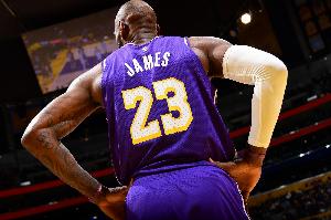 即将打破历史出场数纪录！詹姆斯：让头脑和身体一样做好准备上场