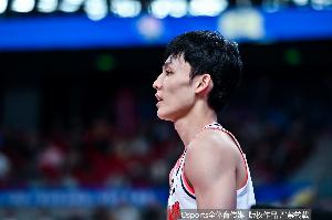 命中率仅15.6%！广东三分32投仅5中 徐杰&胡明轩三分合计10中1