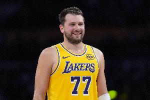 杰弗森:卢卡一节就12+5+5 相当于我生涯平均数据 而他每晚做得到