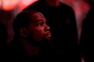 苏群：火箭失误多能赢弱队但赢不了雷/刺/湖 失误是KD最大命门