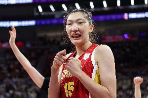予取予求!韩旭13中8高效拿下22分8板3助1断 得分篮板全队最高