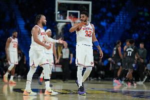 皮尔斯：尼克斯就像网上的氛围感美女 本人跟照片完全不是一回事