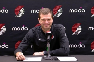 执教欧洲球员是什么体验？斯普利特：我可以对他们要求更严格