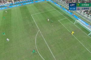 差点白给！金顺凯门前险些送礼张玉宁，薛庆浩迅速出击化解