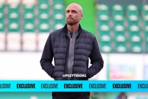 德天空：德乙埃弗斯堡体育CEO布克是多特体育总监候选人