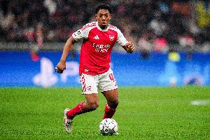 记者：斯凯利在阿森纳边缘化，英格兰左后卫位置首选成奥赖利