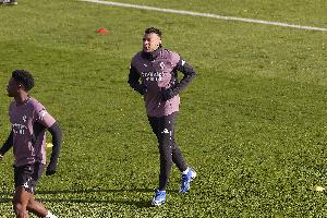 记者谈姆巴佩遭误诊：太荒谬了，这是我记忆中皇马最丢脸的事