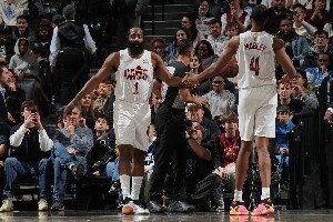 进攻上限比肩王朝勇士！但骑士防守堪忧 哈登&莫布里正面临考验