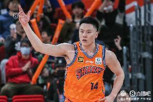 外线开炮！上海全队三分34投21中 命中率高达61.8%