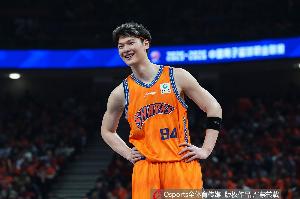 队友真厉害！王哲林半场12分钟没有出手和得分 正负值+22