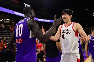 杨瀚森新秀赛季最高9分5板2帽 马卢阿奇今日单场12分9板3帽